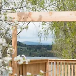 Bio Weingut Georgium Bed & Breakfast 4*