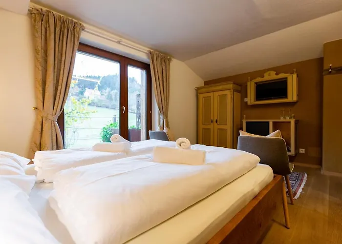 Bio Weingut Georgium 4*