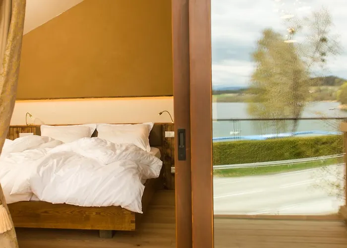 住宿加早餐酒店 Bio Weingut Georgium Sankt Georgen am Längsee